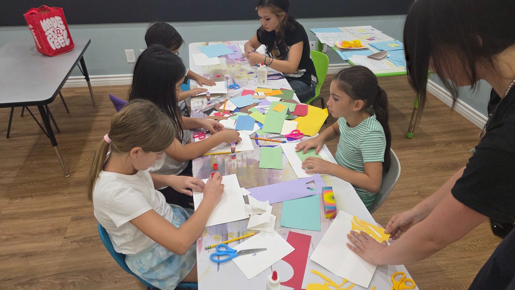Arts and crafts activity